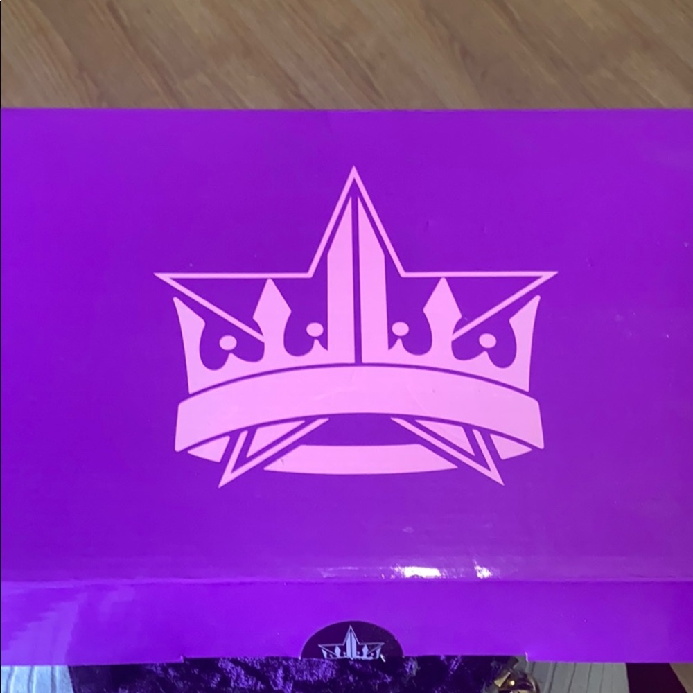 Jeffree Star Bloodlust+Mirror